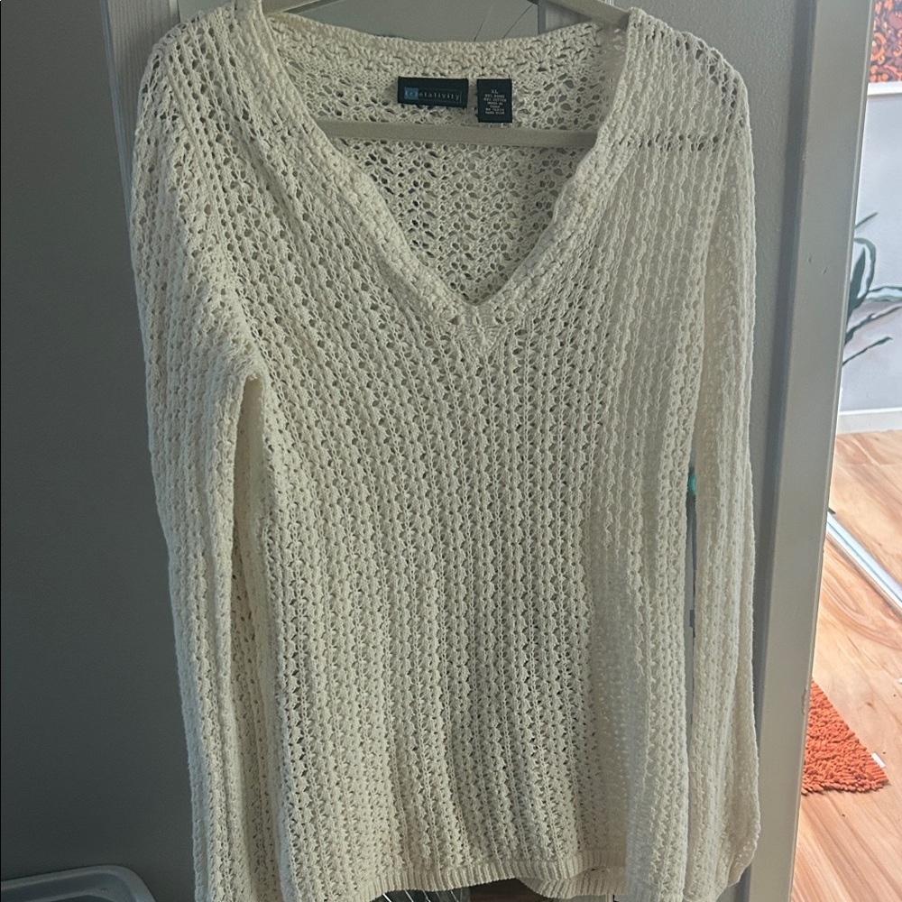 Relativity Women's V-Neck Cream Sweater